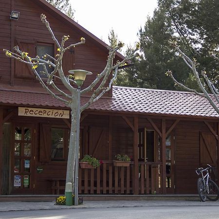 Camping-Bungalows Ciudad De Альбаррасін Екстер'єр фото