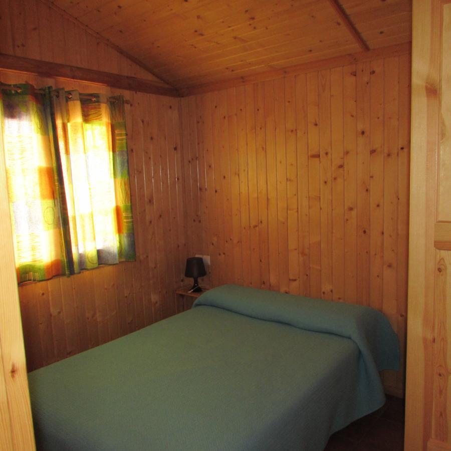Camping-Bungalows Ciudad De Альбаррасін Екстер'єр фото